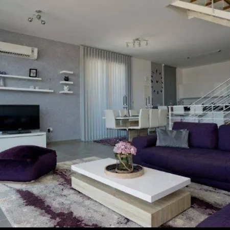 Ferienhaus Leonidas *